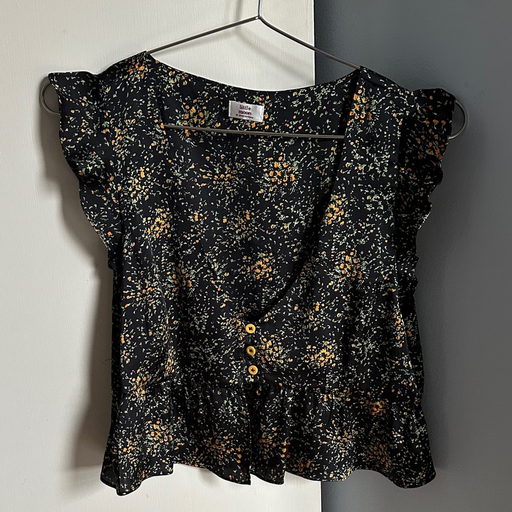 Aritzia Little Moon top